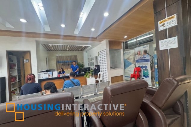 commercial building for sale in v. luna, quezon city