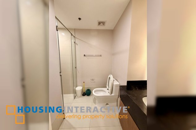 fully furnished 2br unit with parking for lease/sale in east gallery place