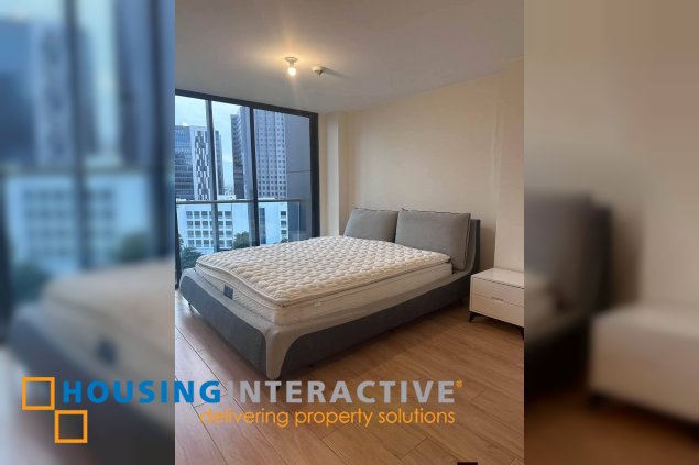 semi-furnished 4br unit with parking for sale in the albany