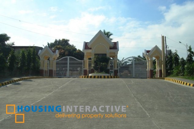 three storey semi-furnished house and lot for sale in tandang sora qc
