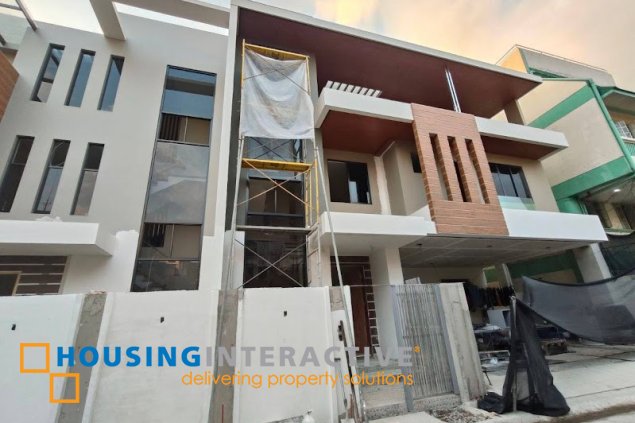 brand new three storey house and lot for lease in parañaque city
