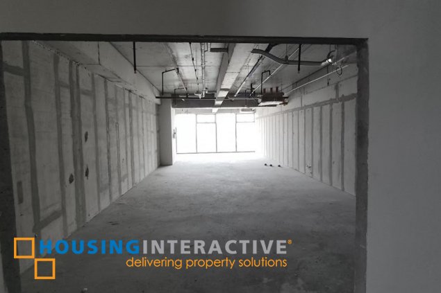 for lease office space in trium square corporate office