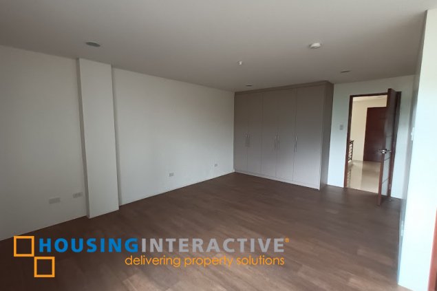 for sale 3 storey duplex townhouse in mandaluyong city