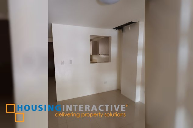 for sale 3 storey duplex townhouse in mandaluyong city