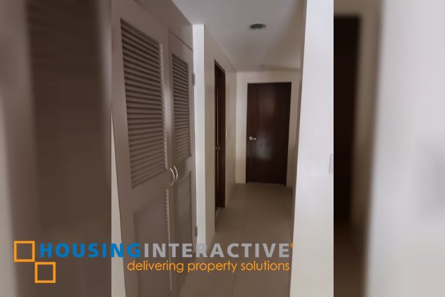 for sale 3 storey duplex townhouse in mandaluyong city