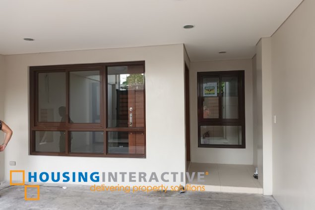 for sale 3 storey duplex unit b townhouse in mandaluyong