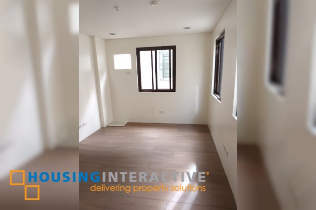 for sale 3 storey duplex unit b townhouse in mandaluyong