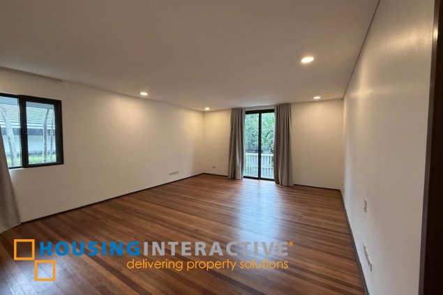 5br house and lot for lease in dasmarinas village