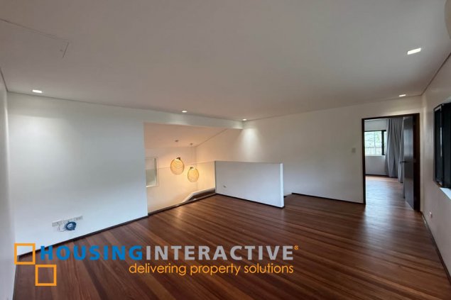 5br house and lot for lease in dasmarinas village