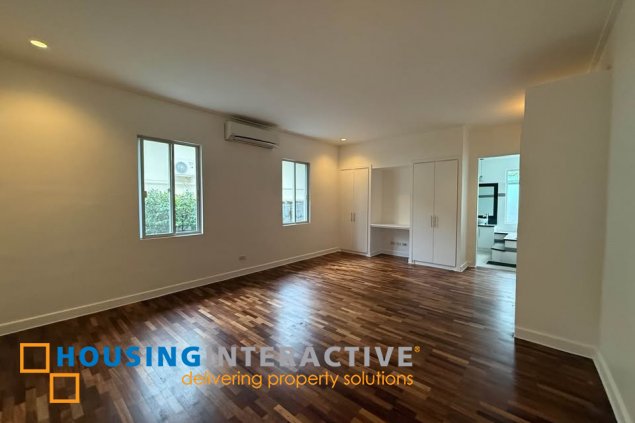 5br house and lot for sale in dasmarinas village