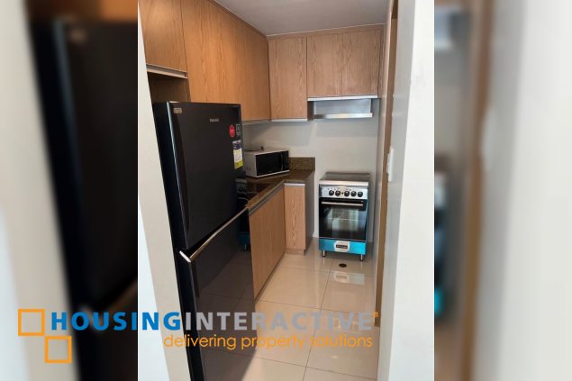 fully furnished 3br penthouse unit for lease in madison park west