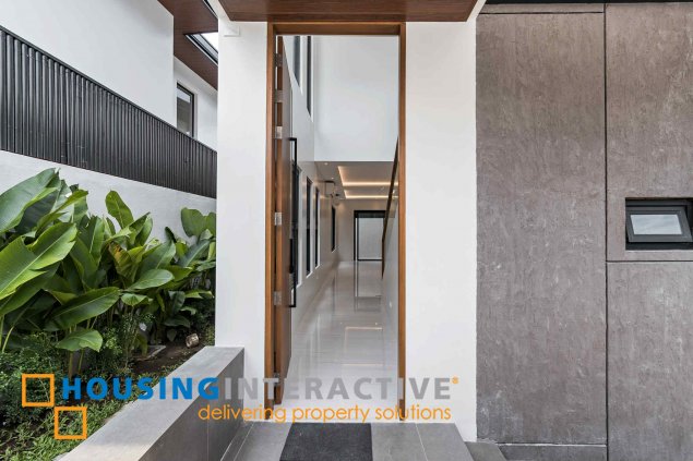 house & lot for sale in bf west executive village, parañaque