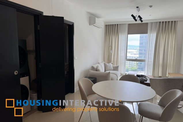 fully furnished 2br unit with parking for lease in west gallery place