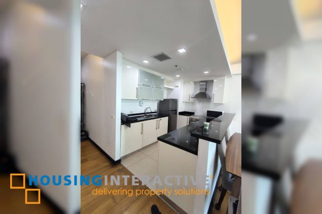 fully furnished 2br unit with parking for lease in one serendra