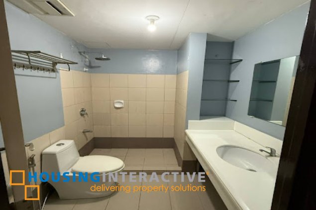 unfurnished condo unit for sale in one castilla place