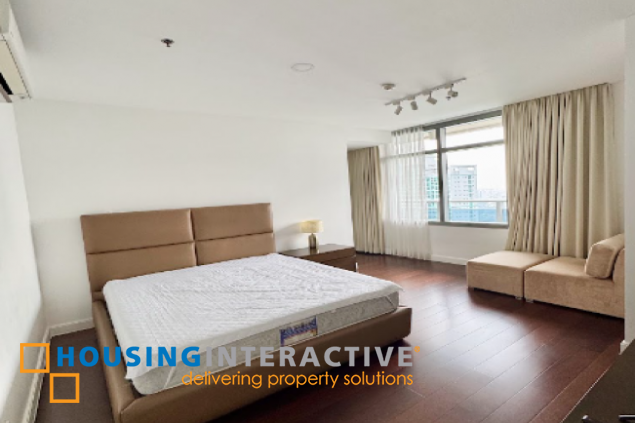 fully furnished 3br with parking for lease in the suites