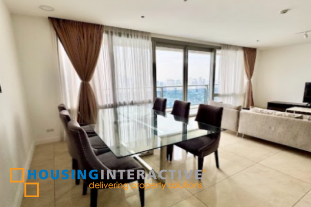 fully furnished 3br with parking for lease in the suites