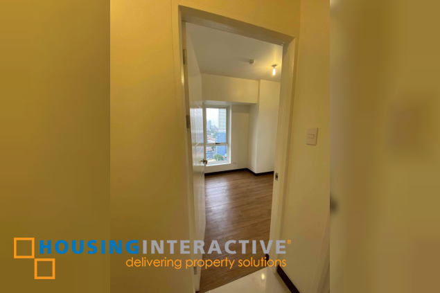 for rent 3br unit in lumiere residences