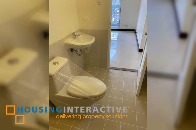 for rent 3br unit in lumiere residences