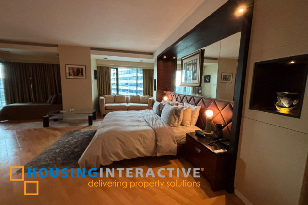 furnished 1br with parking slots for sale in one rockwell east tower