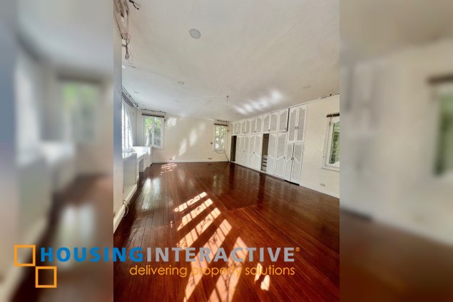 old bungalow house for sale in south forbes park