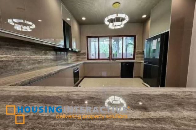 portofino heights luxury home w/ pool for sale