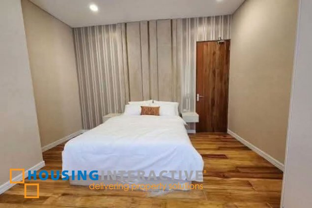 portofino heights luxury home w/ pool for sale