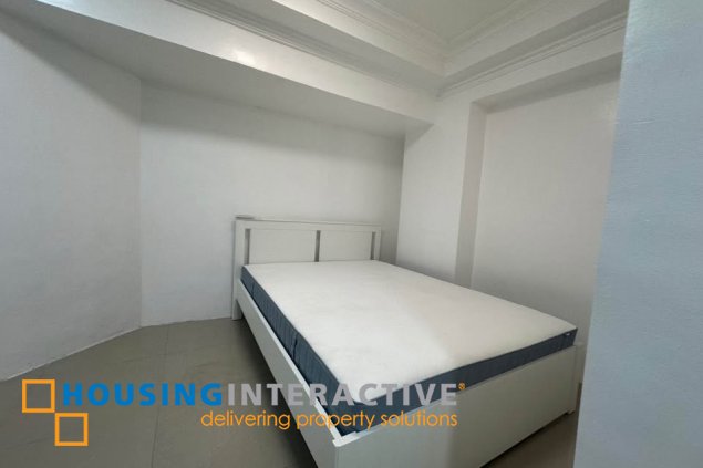 fully furnished 4br unit with parking for sale in kingswood condominium