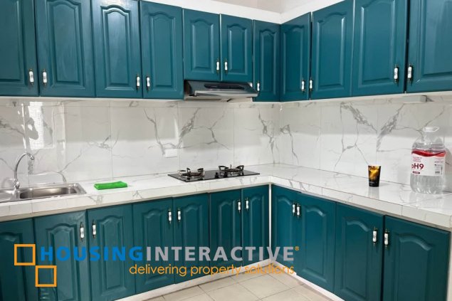 fully furnished 4br unit with parking for sale in kingswood condominium