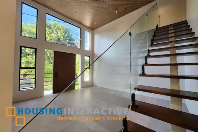 modern design house for sale in bf west executive village