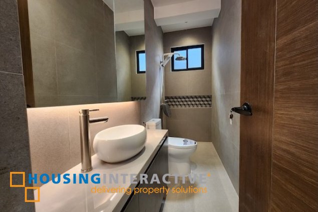 modern design house for sale in bf west executive village