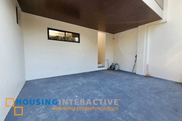 modern design house for sale in bf west executive village