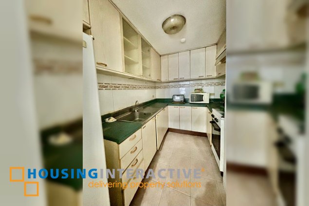 furnished 2br unit with parking for sale in one lafayette square