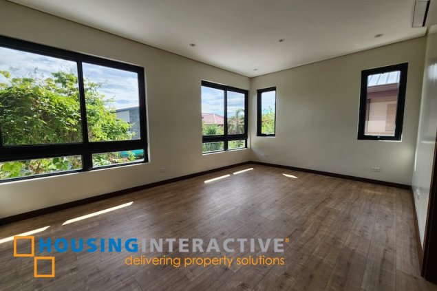 brand new modern house and lot for sale in ayala southvale primera