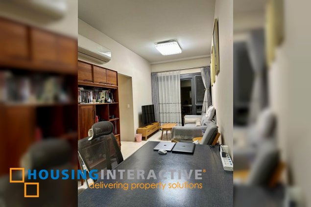 for rent 2br unit in uptown ritz residences