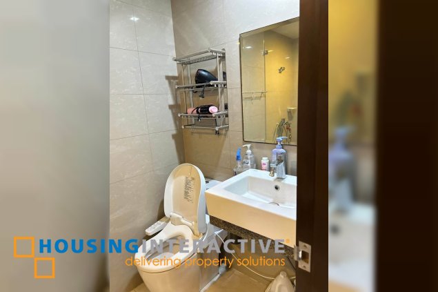 for rent 2br unit in uptown ritz residences