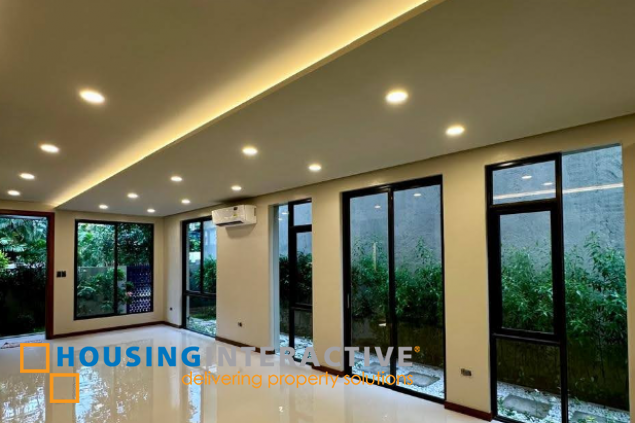 5br brand new house for sale in bf homes