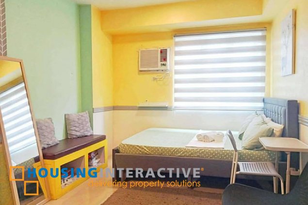1br unit with balcony for sale in shore residences
