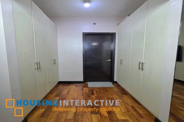 fully furnished 1br with garden for lease in one serendra palm tower