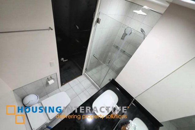 fully furnished 1br with garden for lease in one serendra palm tower