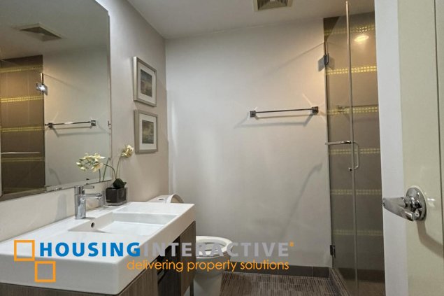 for lease 2br unit in edades tower