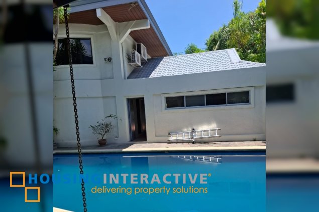 3 br house for lease with pool in dasmariñas village