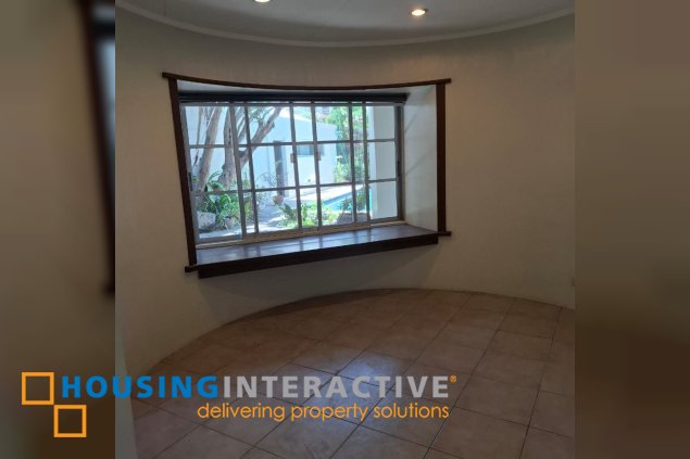 3 br house for lease with pool in dasmariñas village