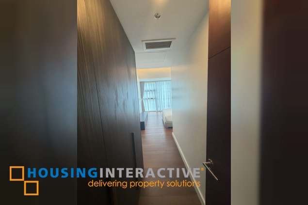 fully furnished 2br unit with parking for lease in grand hyatt residences