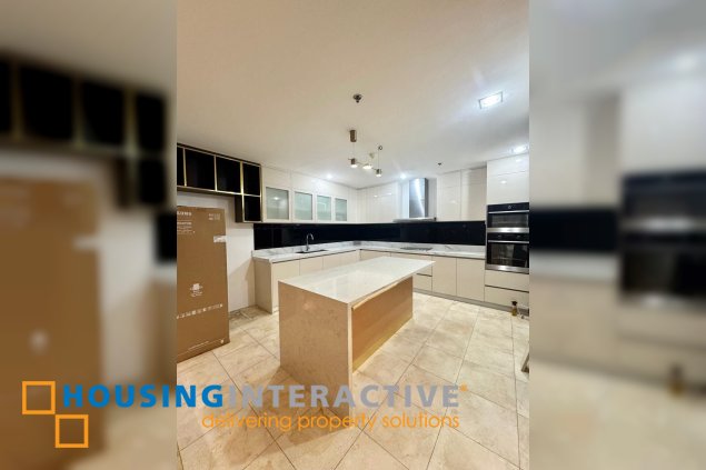 𝐅𝐎𝐑 𝐒𝐀𝐋𝐄: high-end 3br at grand hyatt residences