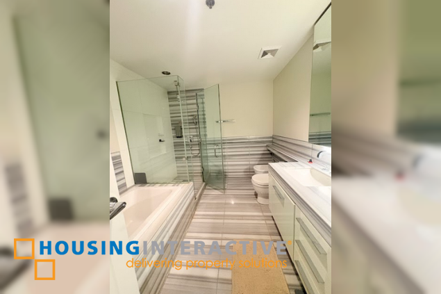 4br penthouse unit with parking for lease in proscenium at rockwell