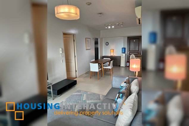 new renovated unit at two serendra red oak for lease