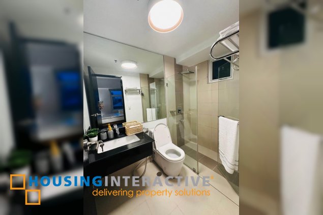 fully renovated unit at two serendra meranti