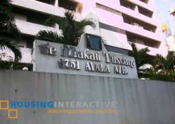 2br unit with parking and balcony for sale in makati tuscany