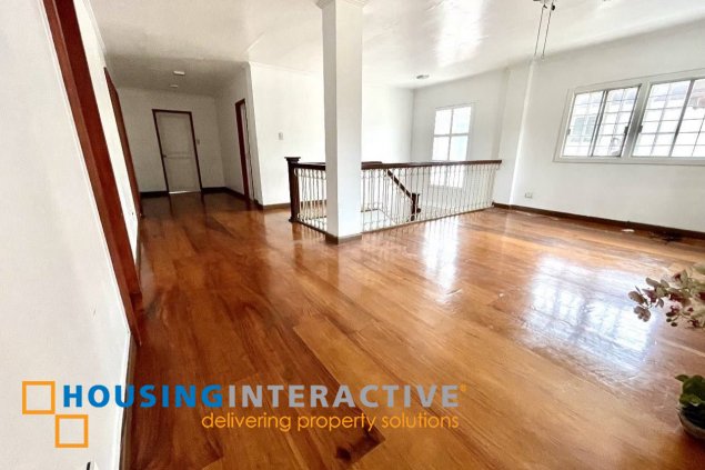 2-storey house for rent in valle verde 1